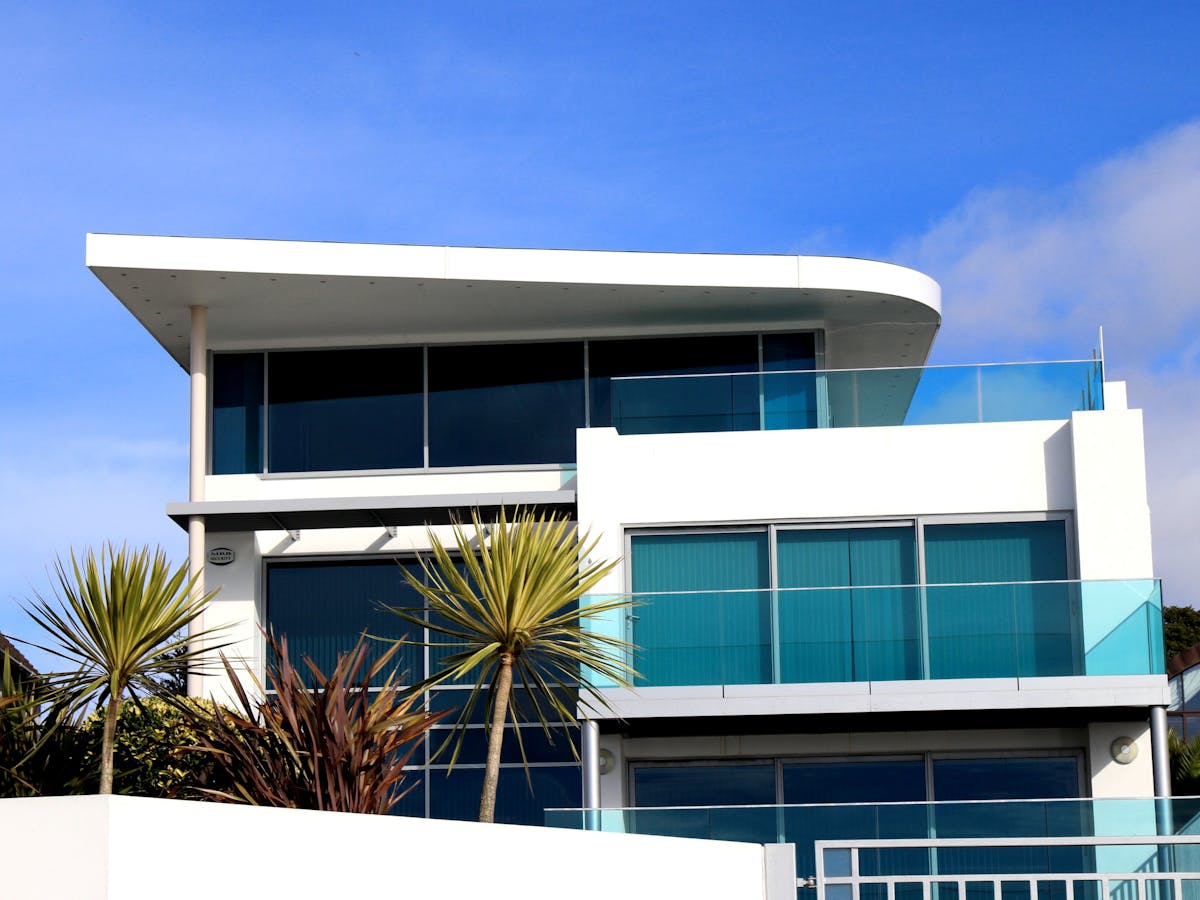 Contemporary on Mead Mountain